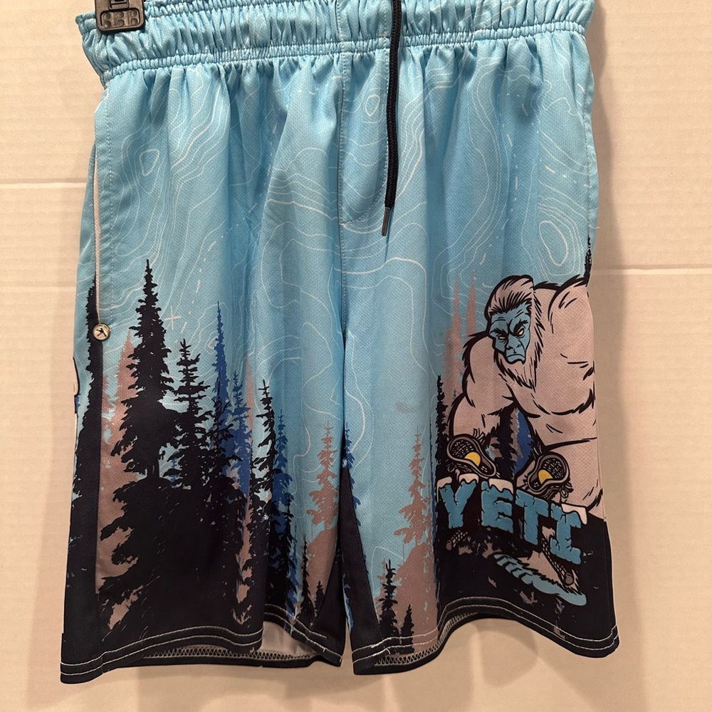 Blue Yeti Graphic Shorts Lacrosse Unlimited size YM